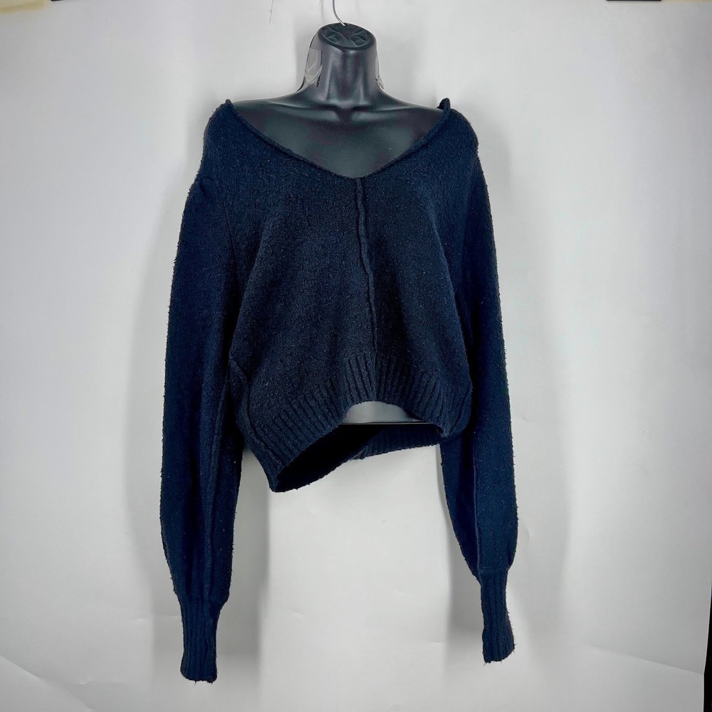 Free People Boucle Knit Cropped V-Neck Sweater Exposed Seam Long Ribbed Size S‎